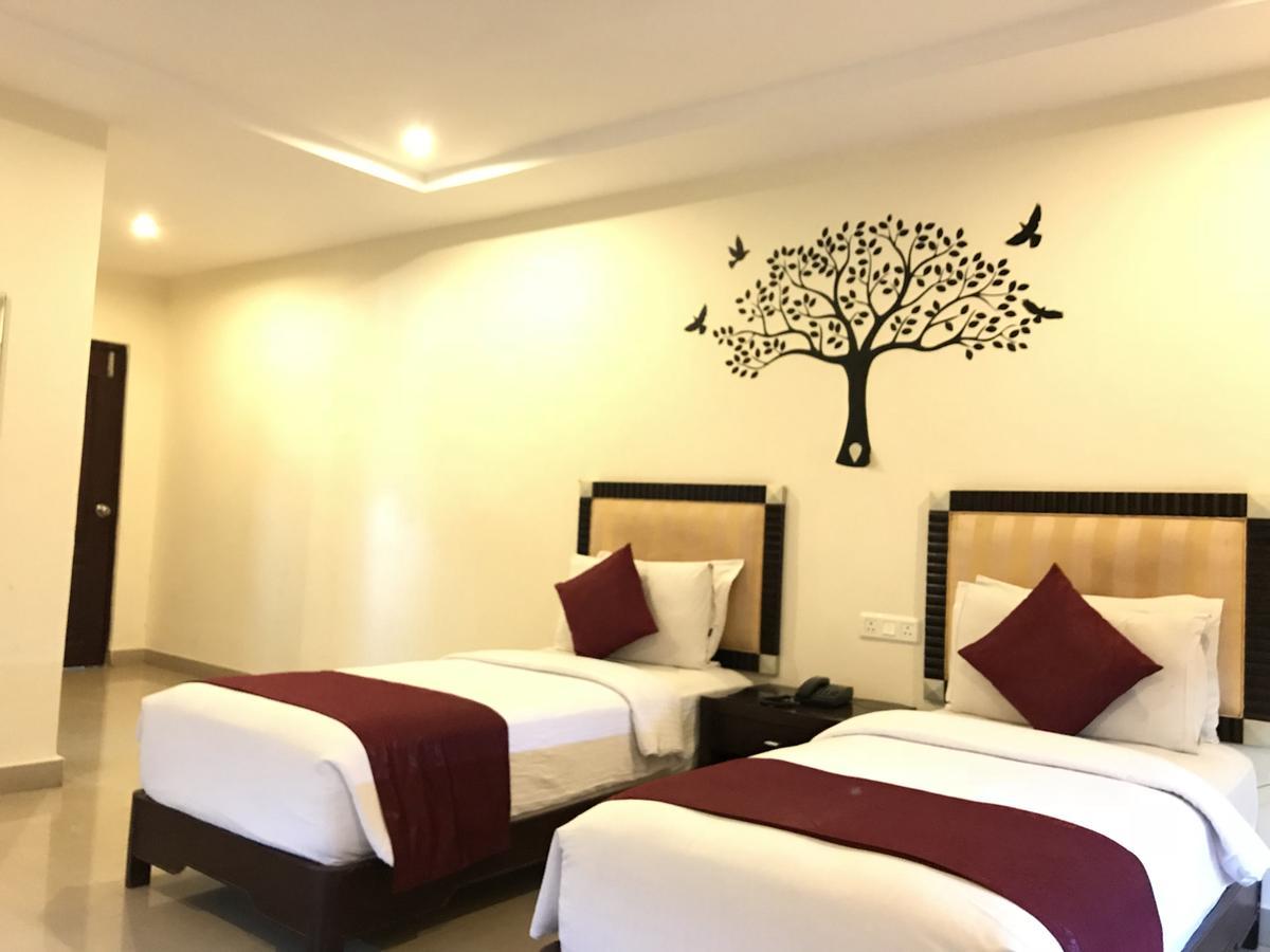 Ankitha Stay Inn Hyderabad Bagian luar foto
